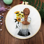 将图片加载到图库查看器,Stamped Embroidery Kit Girlfriends