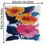 将图片加载到图库查看器,Latch Hook Cushion Kit - Hibiscus