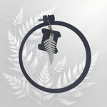 Load image into Gallery viewer, Embroidery Hoops & Floss Bobbins - 7"