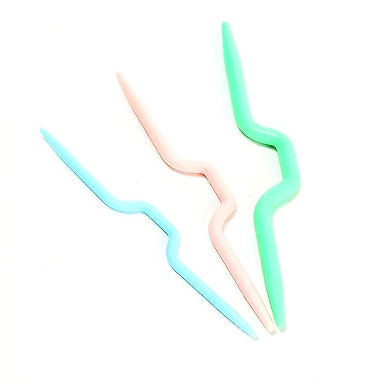 3 Size Plastic Cable Needles Bent