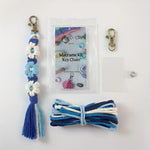 Load image into Gallery viewer, Macrame  Daisy Keychain
