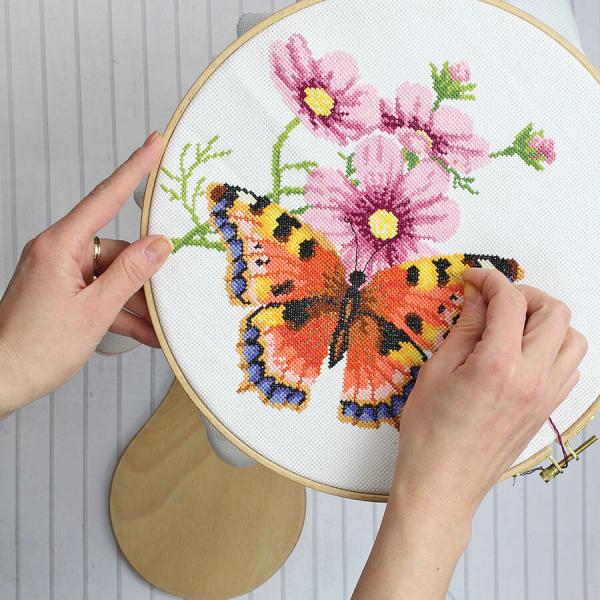 Embroidery Hoop Stand - Large