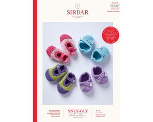 Baby Shoes with Straps in Snuggly Cashmere Merino